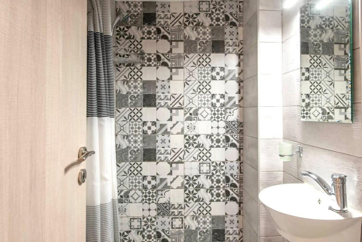 Your Perfect Choice In Athen'S Best Location 1 Exterior photo